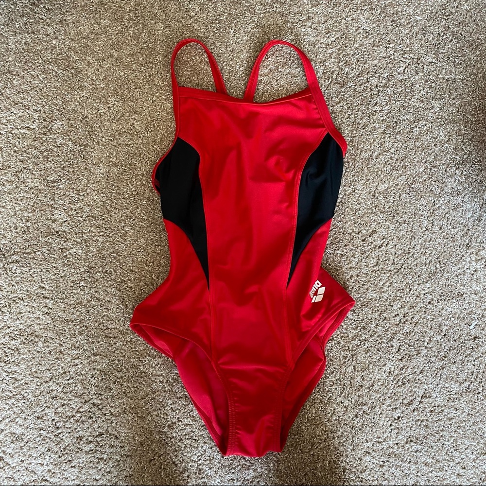 Arena training suit